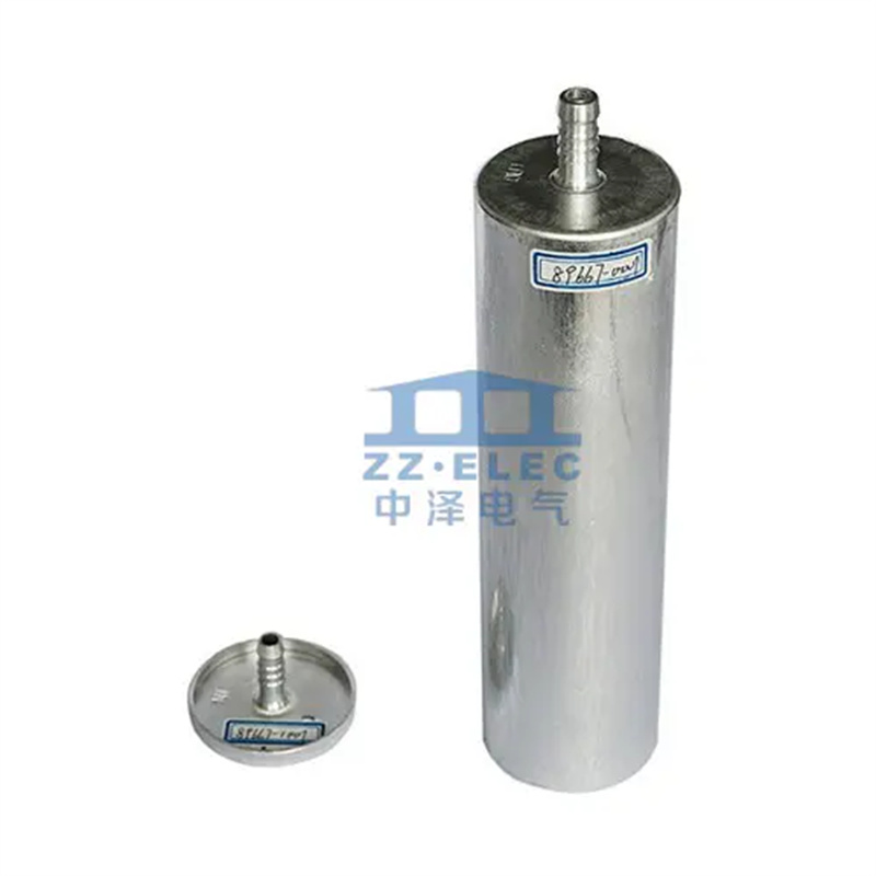 Audi Q5 poklopac filtra goriva i kućište